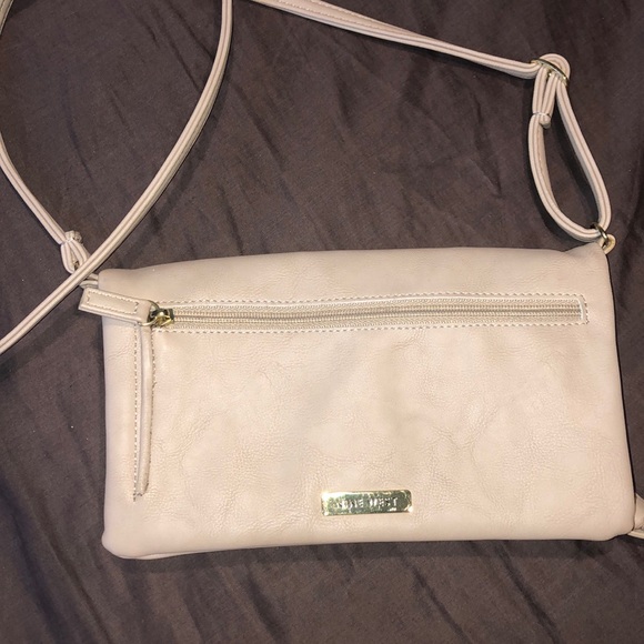 Nine West Handbags - CrossBody Purse Nine West Handbags - CrossBody Purse